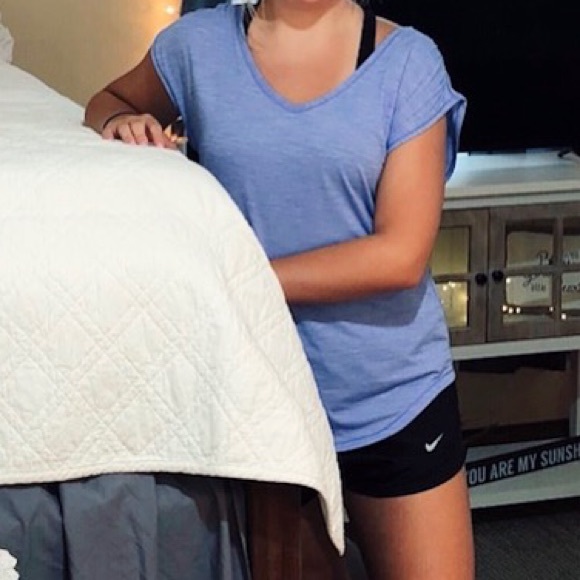 lululemon athletica Blue Tank Top - Picture 1 of 2